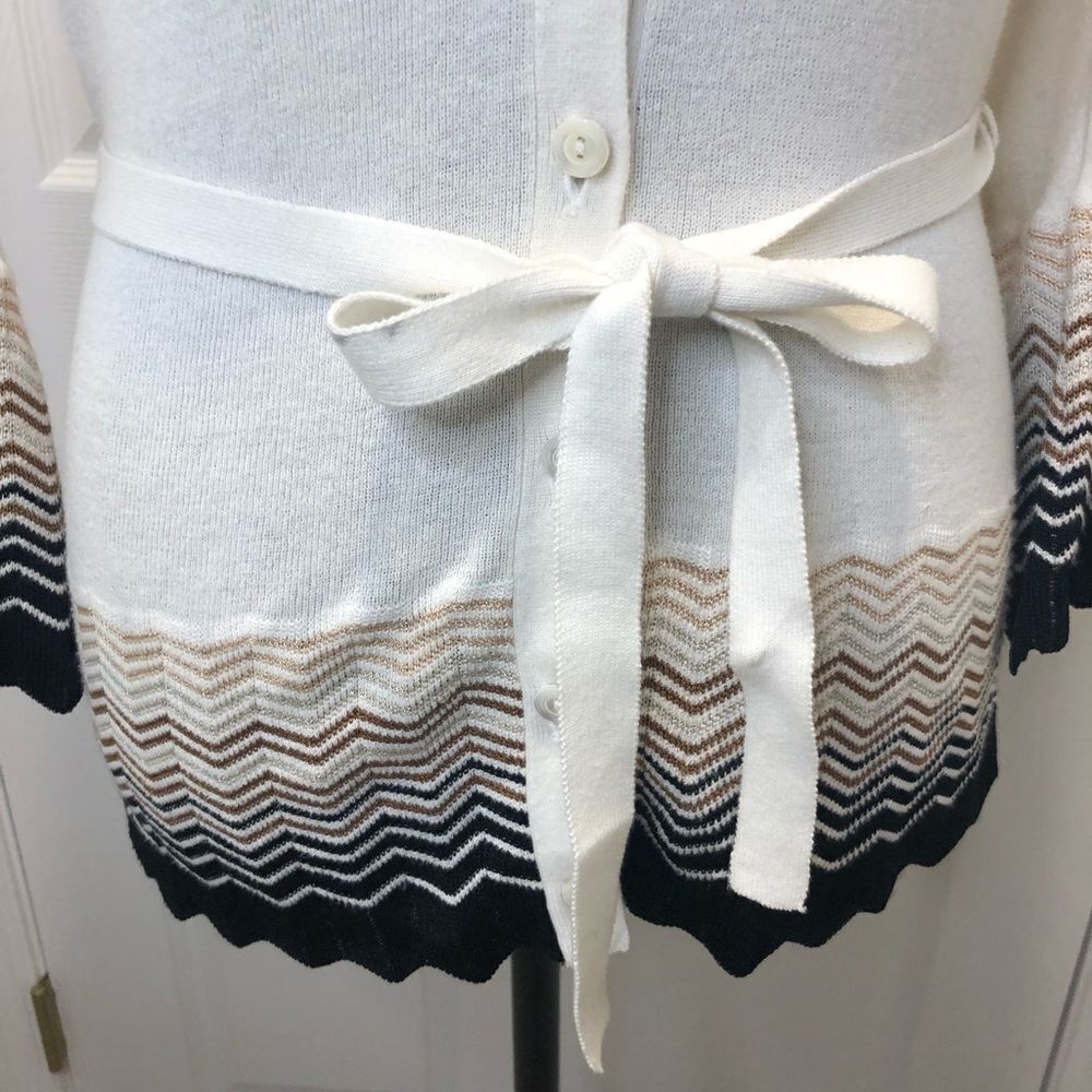 Trina Turk cream cardigan scalloped hem sweater - Picture 3 of 12